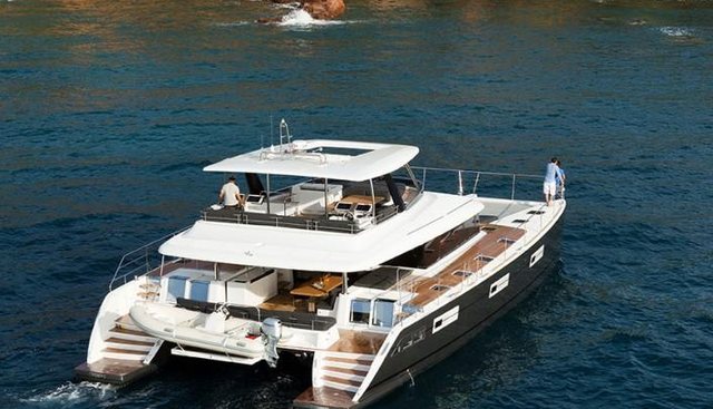DRAGO yacht charter 5