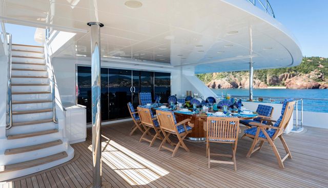 KADIMO'S yacht charter 4