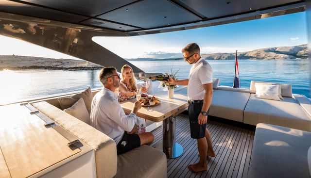 KIMANI yacht charter 4