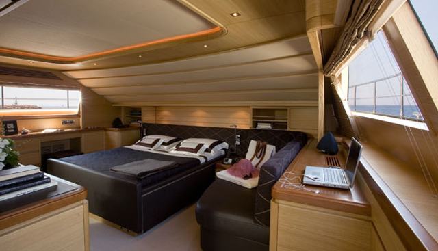 INSPIRATION B yacht charter 5