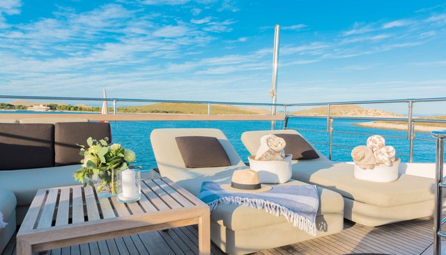 CASA yacht charter 4