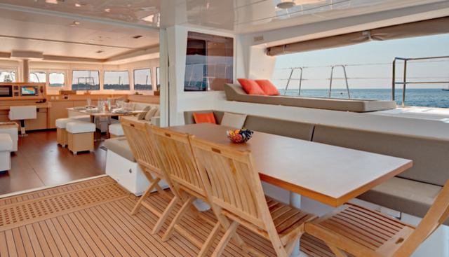 AMAZING yacht charter 3