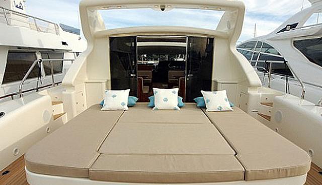 BRAVO DELTA yacht charter 3