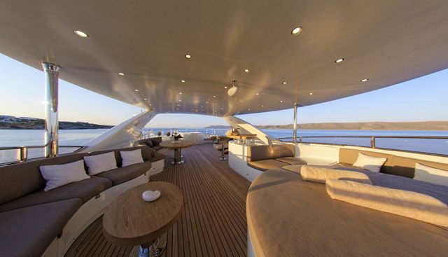 GRANDE AMORE yacht charter 5