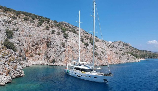 ANGELO 3 yacht charter 4