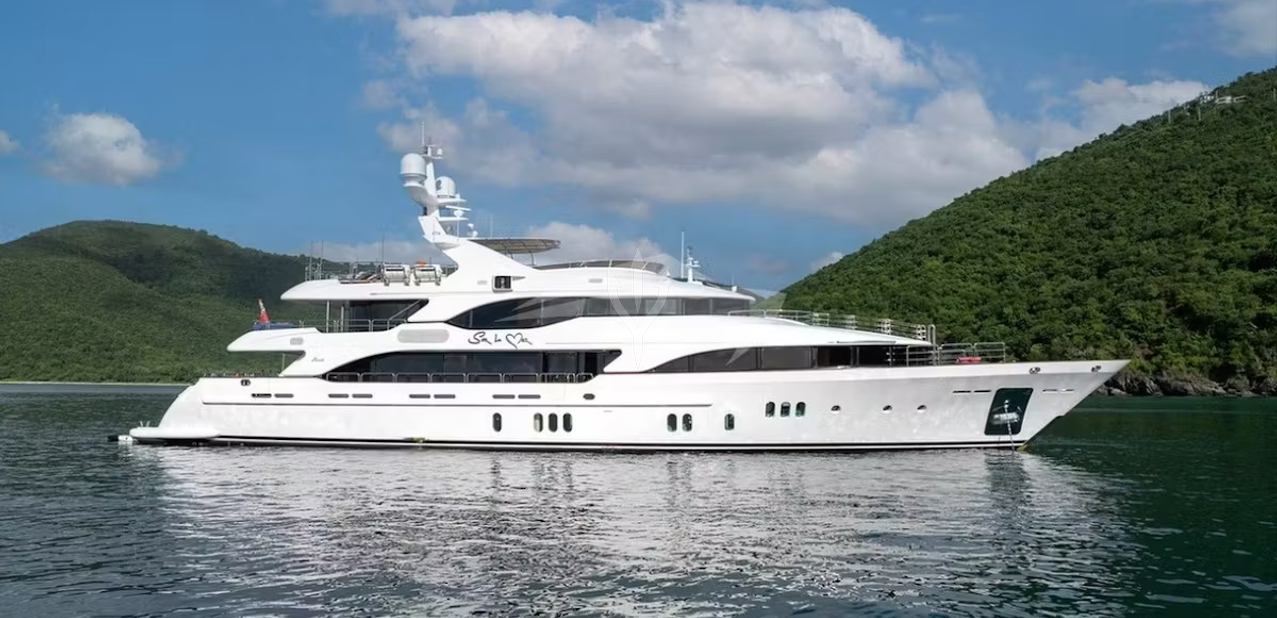 SUR LA MER YACHT CHARTER yacht charter