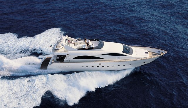 JAUNI yacht charter 3