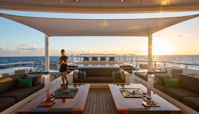 SIREN yacht charter 4