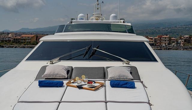 BLUE ICE yacht charter 3