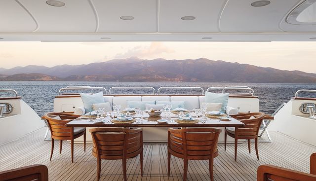 JUSTA DELIA yacht charter 4