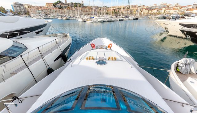SEA BREEZE ONE yacht charter 2