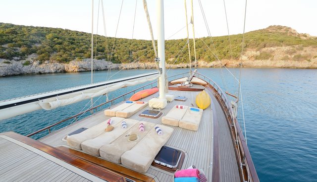 SAMARKAND yacht charter 3