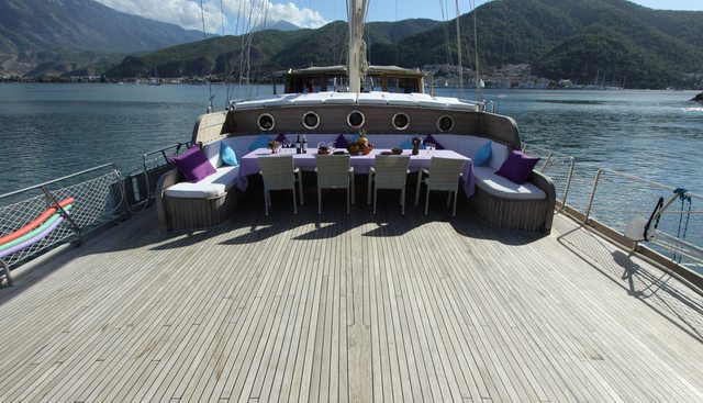 PRENSES LILA yacht charter 3