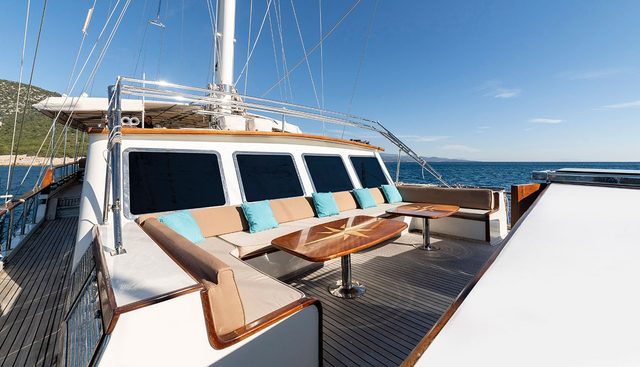 SUNWORLD X yacht charter 3