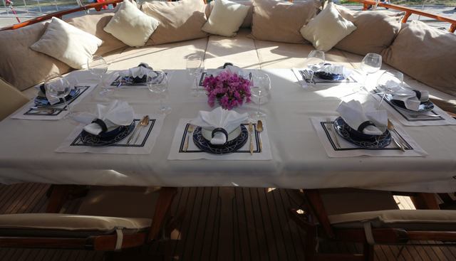 ROS MARE yacht charter 5
