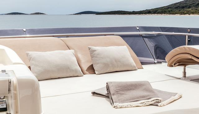 TESORO yacht charter 4