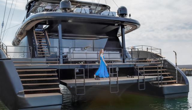 GRAYONE yacht charter 5