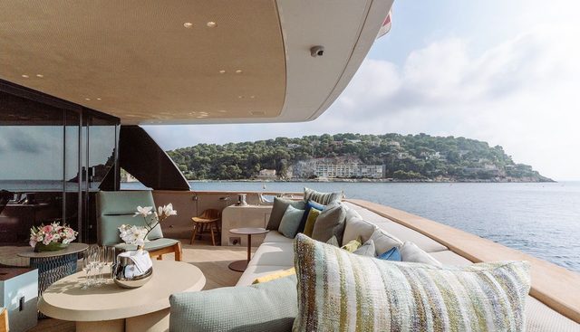 SAL yacht charter 4