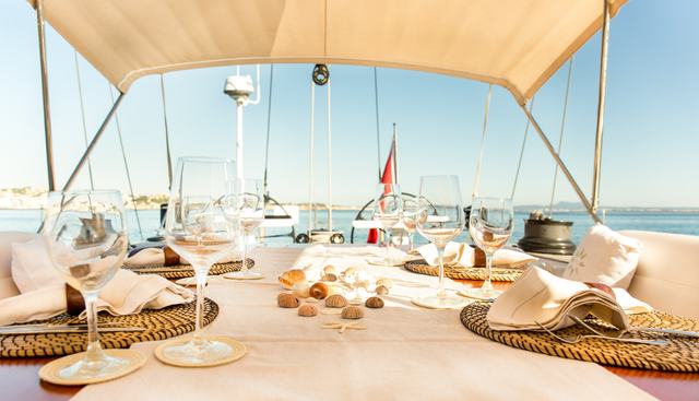 UMIKO yacht charter 3