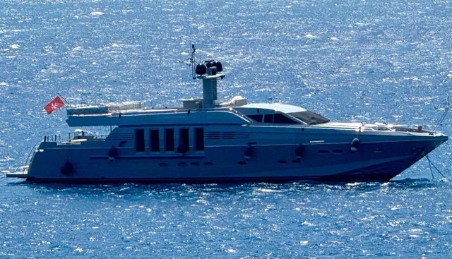 NOT GUILTY III yacht charter 5