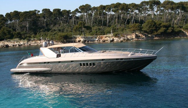 WAI yacht charter 3