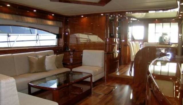 LEIMAO yacht charter 4