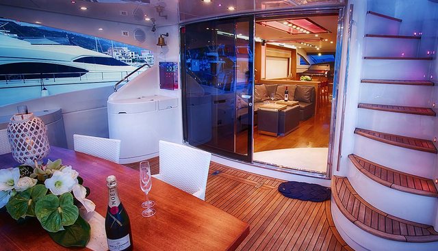 SAINT-ANNA yacht charter 5