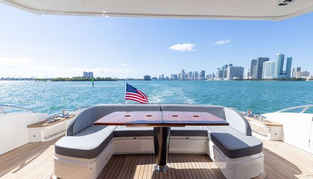 SNOWBIRD yacht charter 4