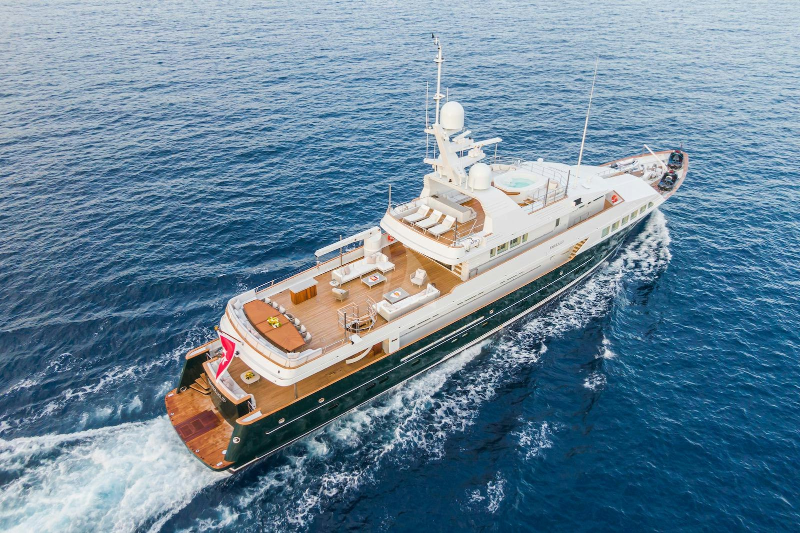 EMERALD yacht charter 5