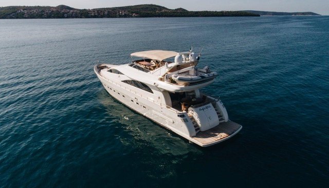 LADY LONA yacht charter 5