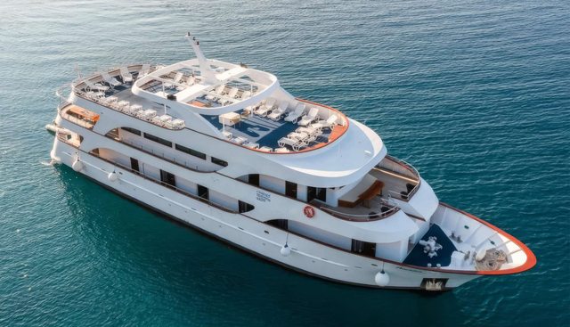 AMALIA yacht charter 5