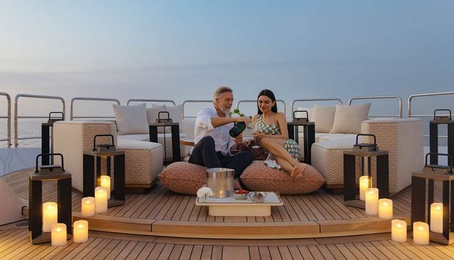 BOMBAY yacht charter 4