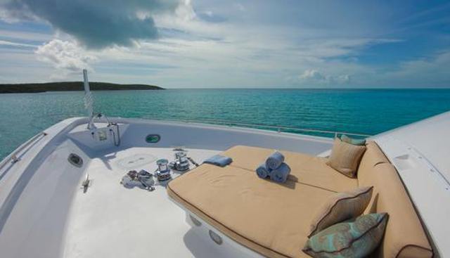 LUCKY STARS yacht charter 2
