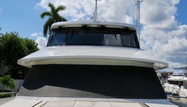 SUMMER BREEZE yacht charter 2