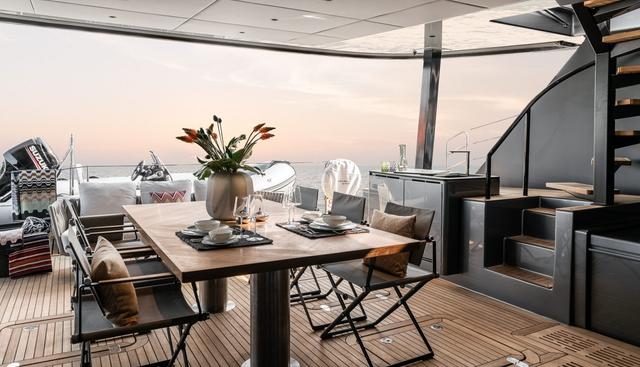 E SUPERCAT yacht charter 3