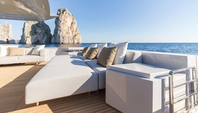 BOOM SHAKALAKA yacht charter 5