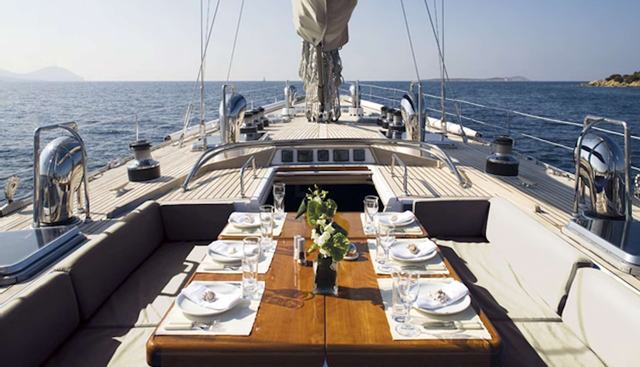 ABEON yacht charter 4