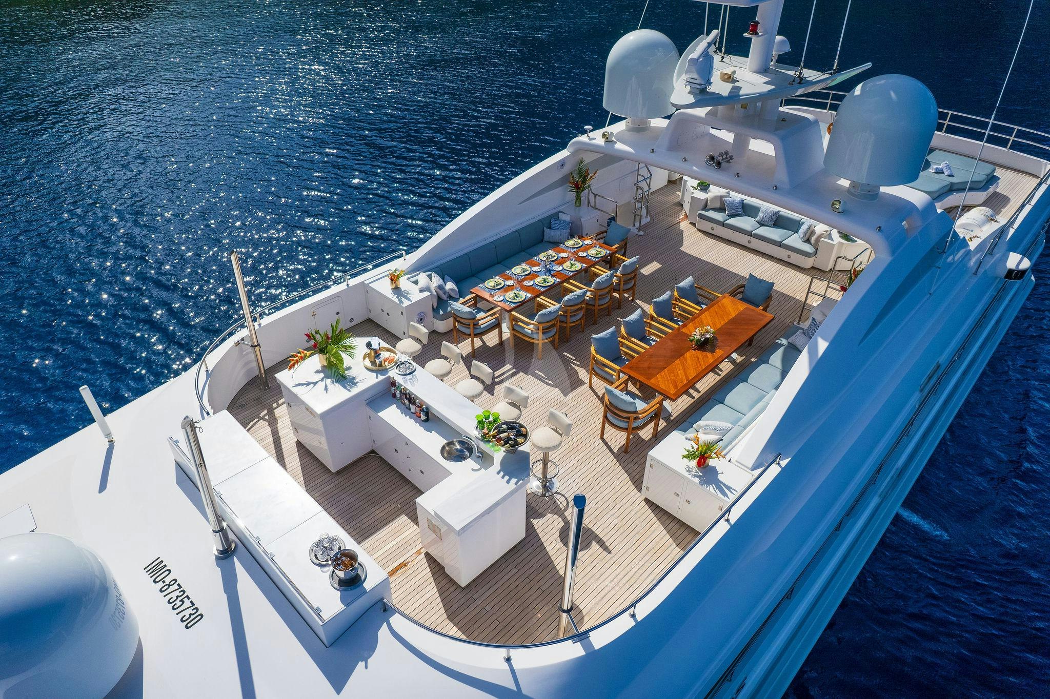 OCEANOS yacht charter 3