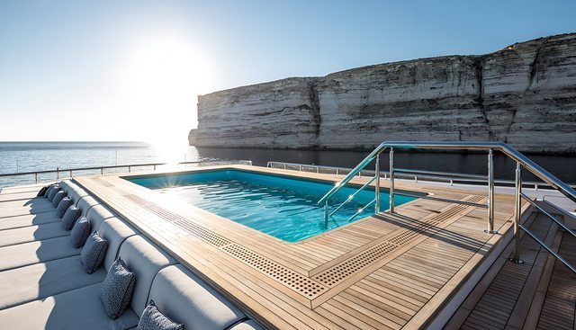 MAR yacht charter 2