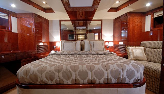XCLUSIVE II yacht charter 3