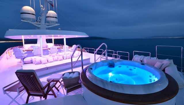AZZURRA II yacht charter 3