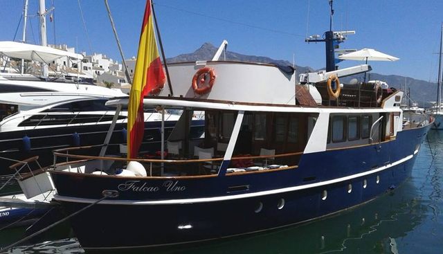 FALCAO UNO yacht charter 5