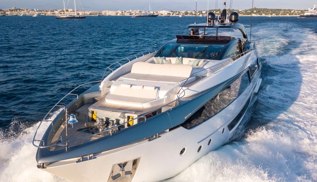 ELYSIUM I yacht charter 3