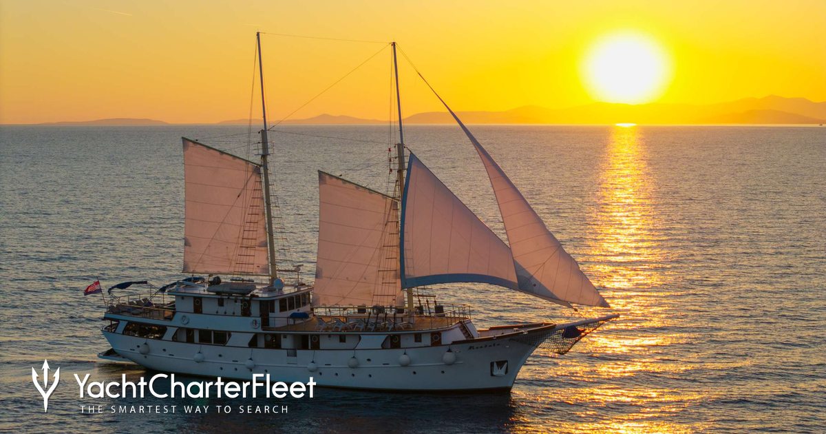 MENDULA yacht charter 2