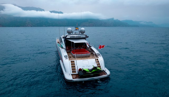 LA DIGUE yacht charter 5