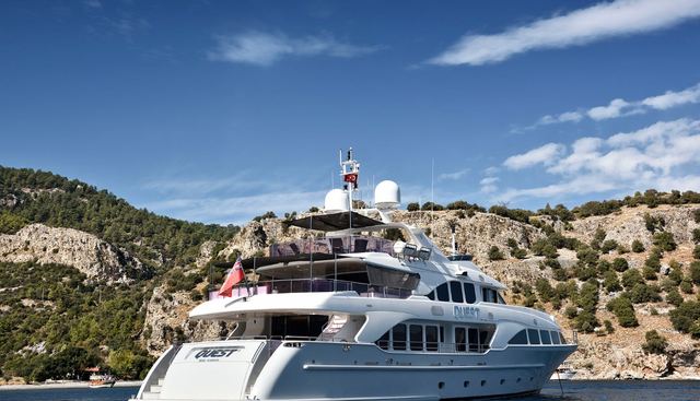 QUEST R yacht charter 5