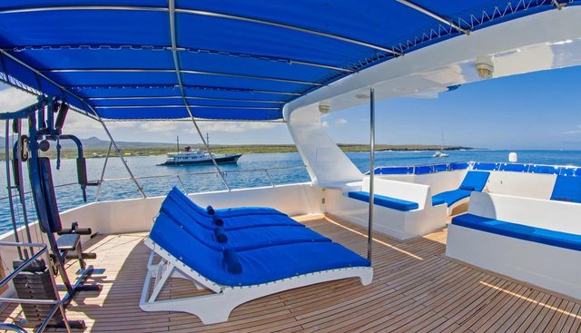 TIP TOP IV yacht charter 3