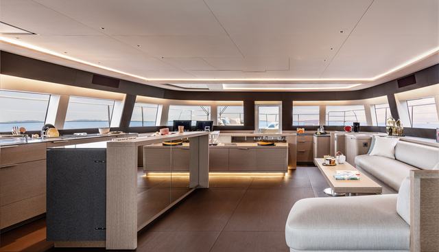 SIETE MARES yacht charter 4