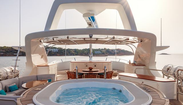 JUSTA DELIA yacht charter 2