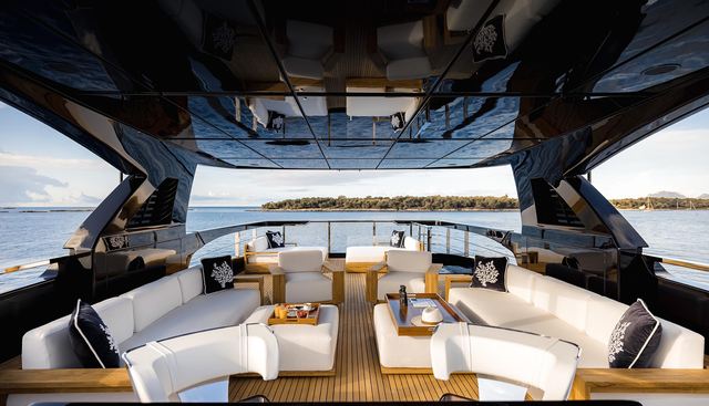 LADY FIRST yacht charter 4
